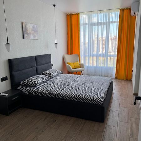 074 Апартаменты Жк Стожары Kyiv Exterior foto