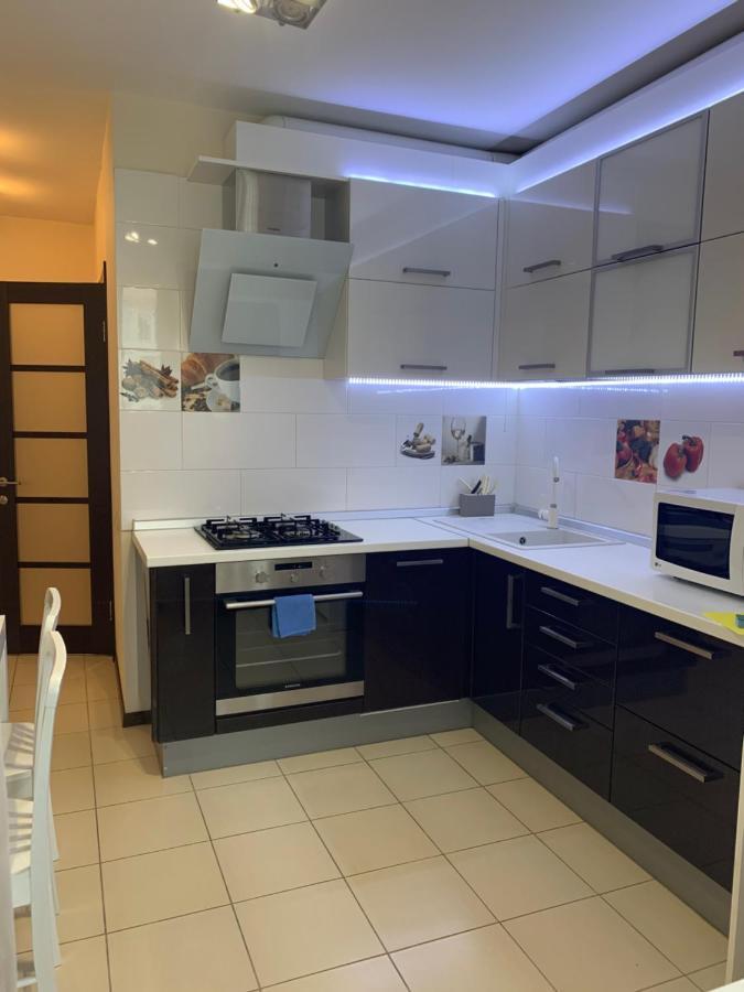 074 Апартаменты Жк Стожары Kyiv Exterior foto